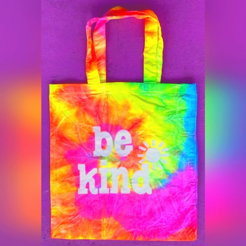 Be Kind Tote bag
